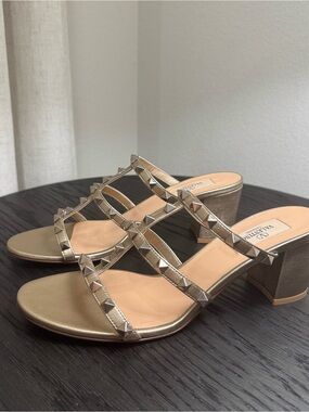 Valentino Garavani Rockstud Caged Slide Sandal Mules Gold 38.5